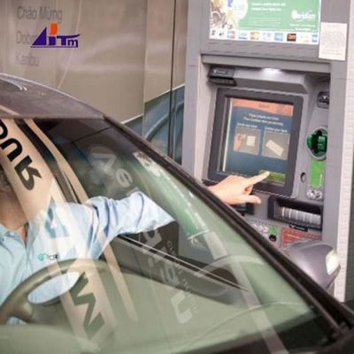 NCR SelfServ 34 NCR 6634 WalkUp através da parede máquina de dinheiro ATM de função completa