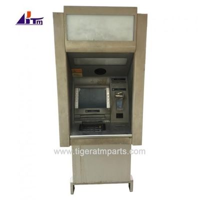 Através do Muro Máquina ATM Wincor Nixdorf Procash 2050XE USB carga traseira ao ar livre