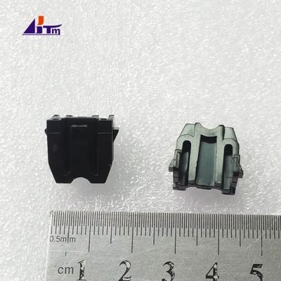 Partes ATM NCR S2 Carriage Drive Idler Retainer 445-0761208-200 445-0729804
