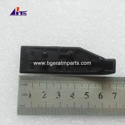 ATM Peças sobressalentes NCR S2 Pick Module Upper Skid Guide LH 445-0756286-44