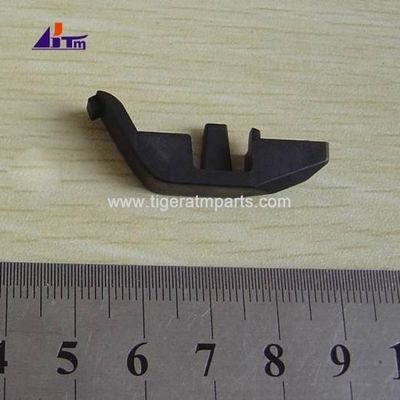 Peças sobressalentes Diebold Opteva Stacker Bump Endplate Direita 49200673000A